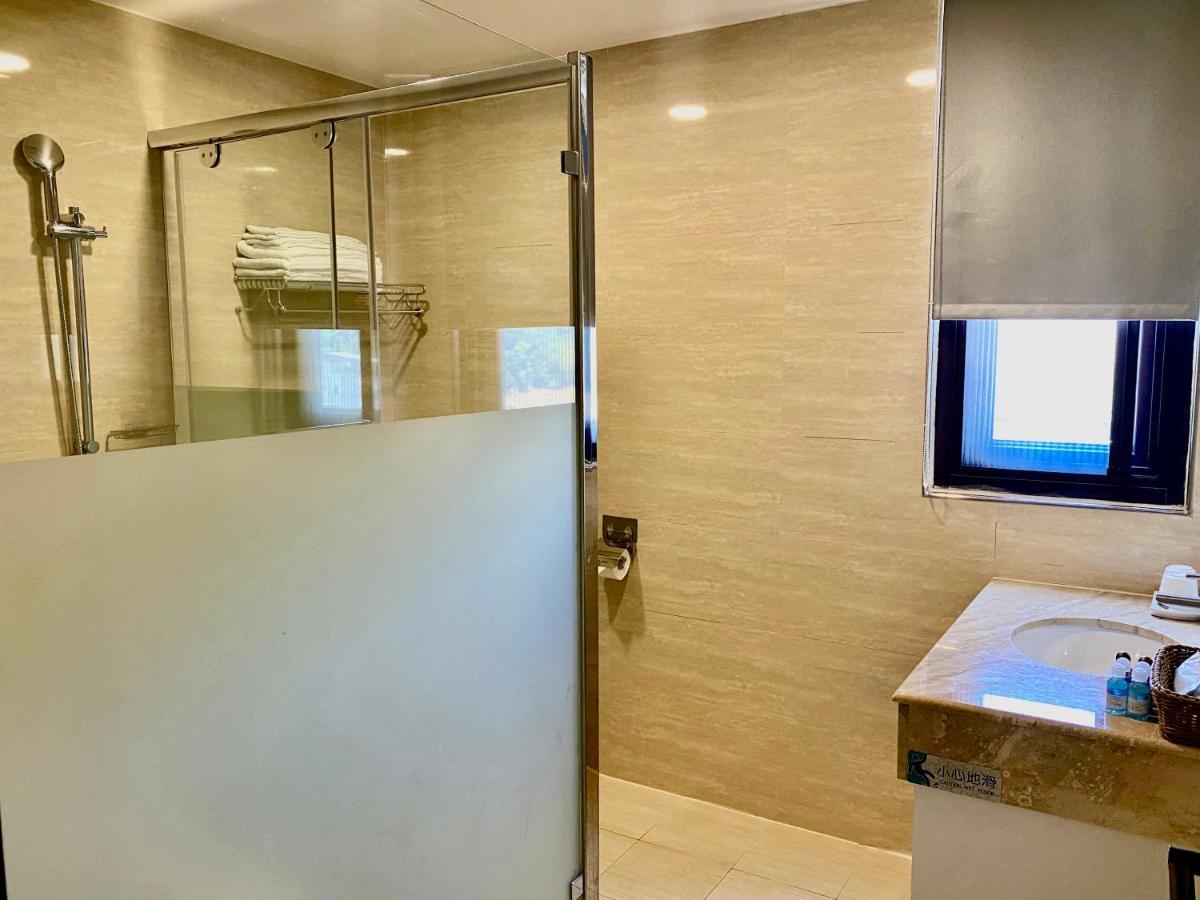 יוצ'י Ming Yue Hu Hotel מראה חיצוני תמונה