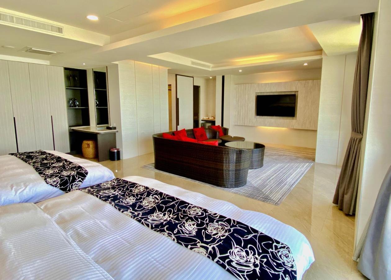 יוצ'י Ming Yue Hu Hotel מראה חיצוני תמונה