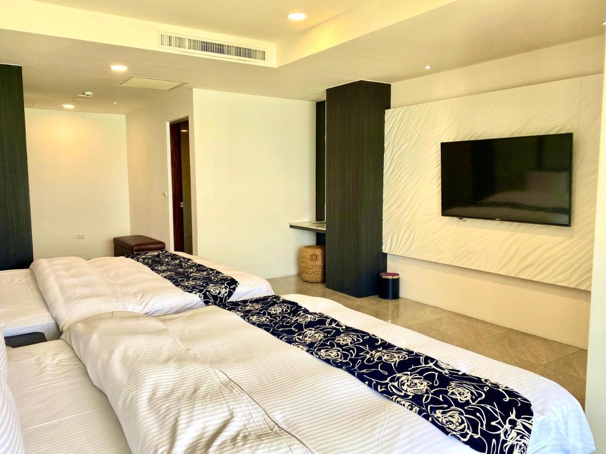 יוצ'י Ming Yue Hu Hotel מראה חיצוני תמונה