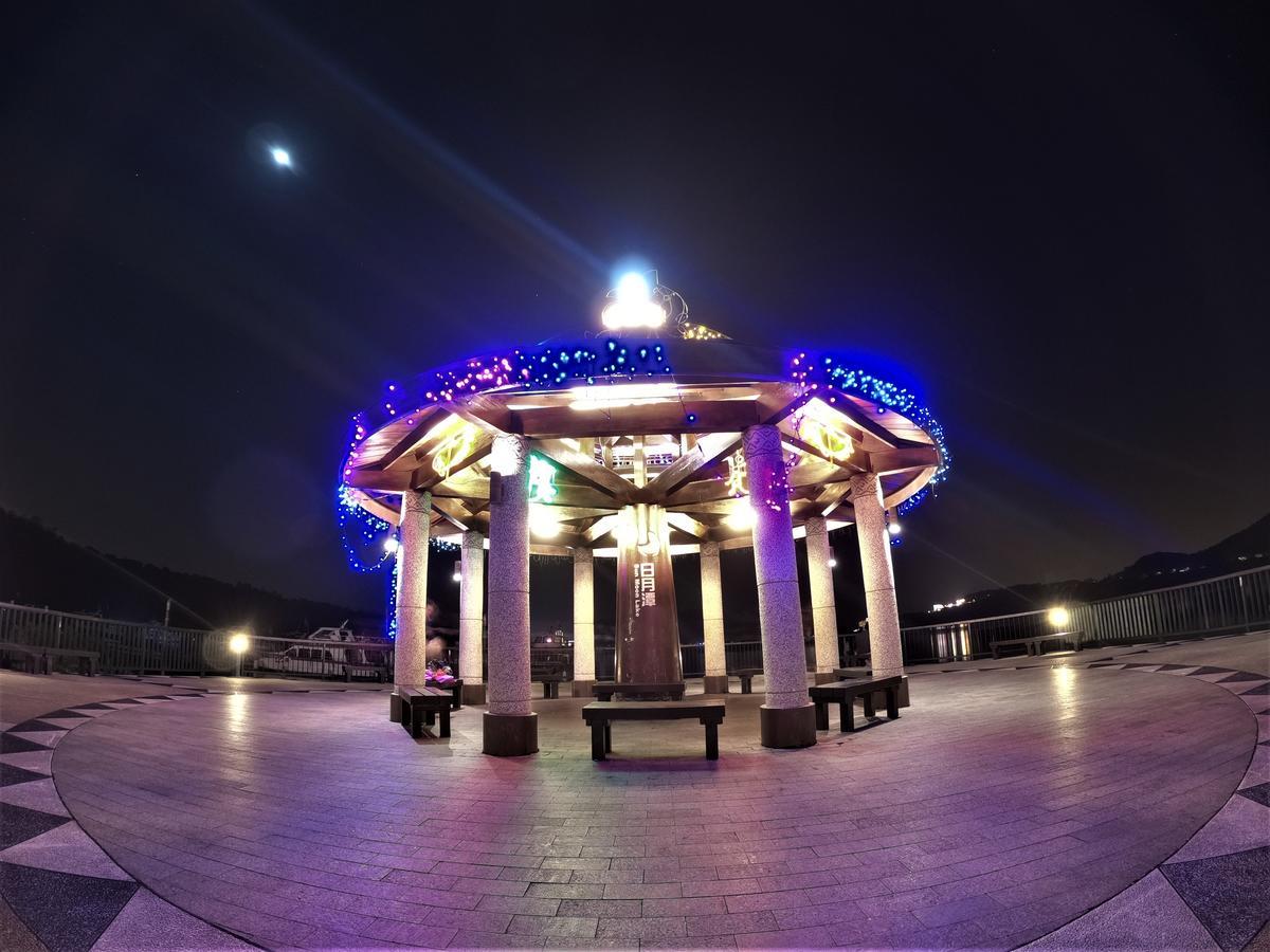 יוצ'י Ming Yue Hu Hotel מראה חיצוני תמונה