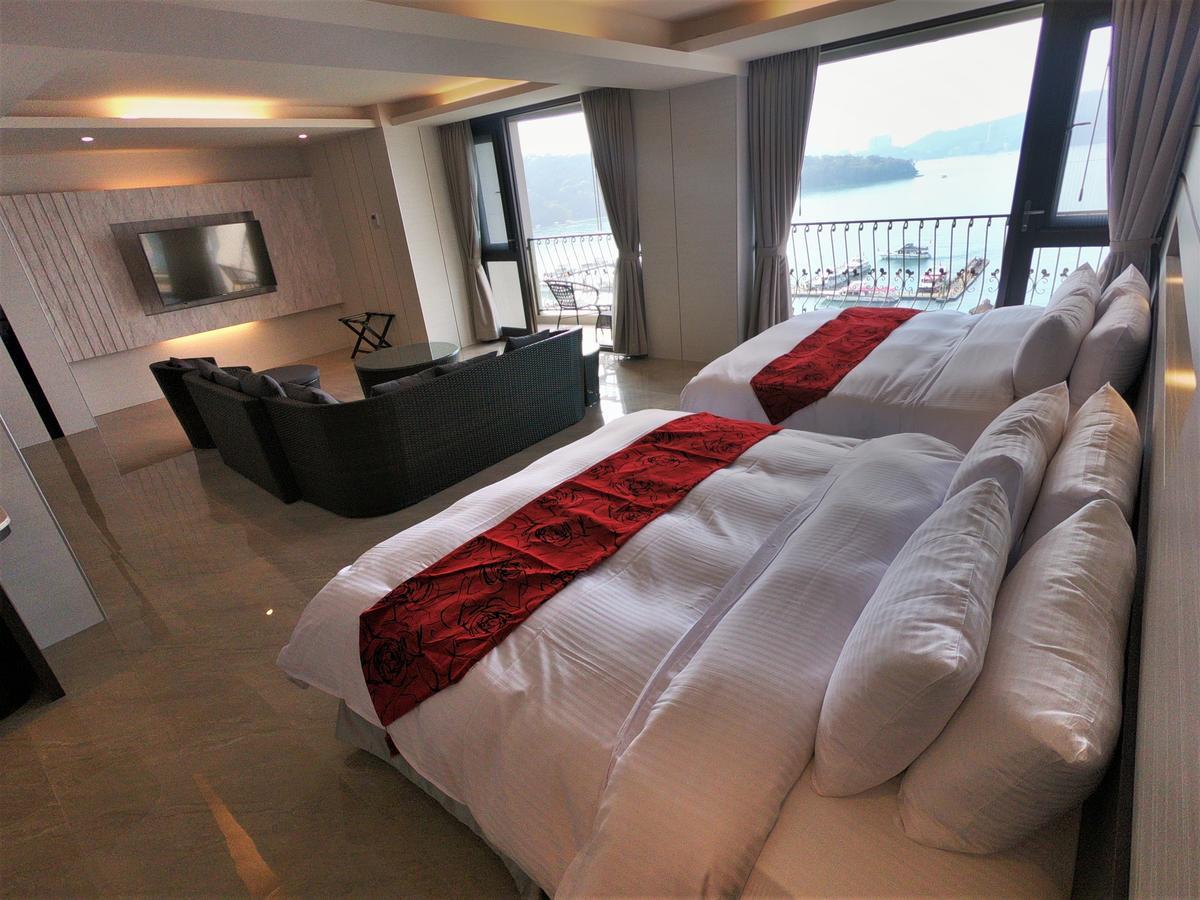 יוצ'י Ming Yue Hu Hotel מראה חיצוני תמונה